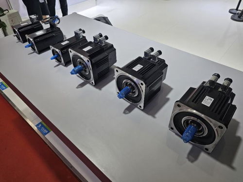 威靈重載機(jī)器人專用伺服電機(jī)亮相2025世界機(jī)器人大會(huì)
